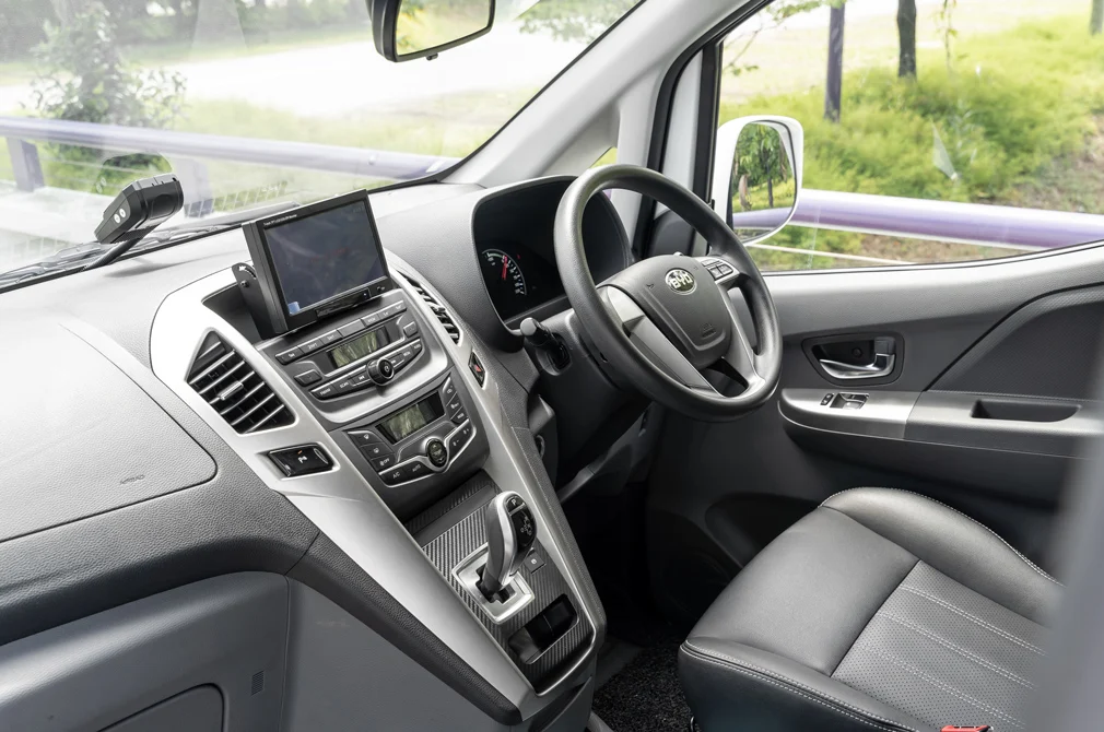BYD T3 Electric Van view 9