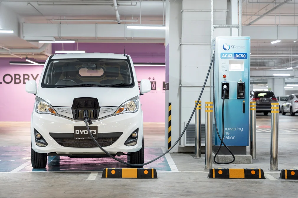 BYD T3 Electric Van view 10
