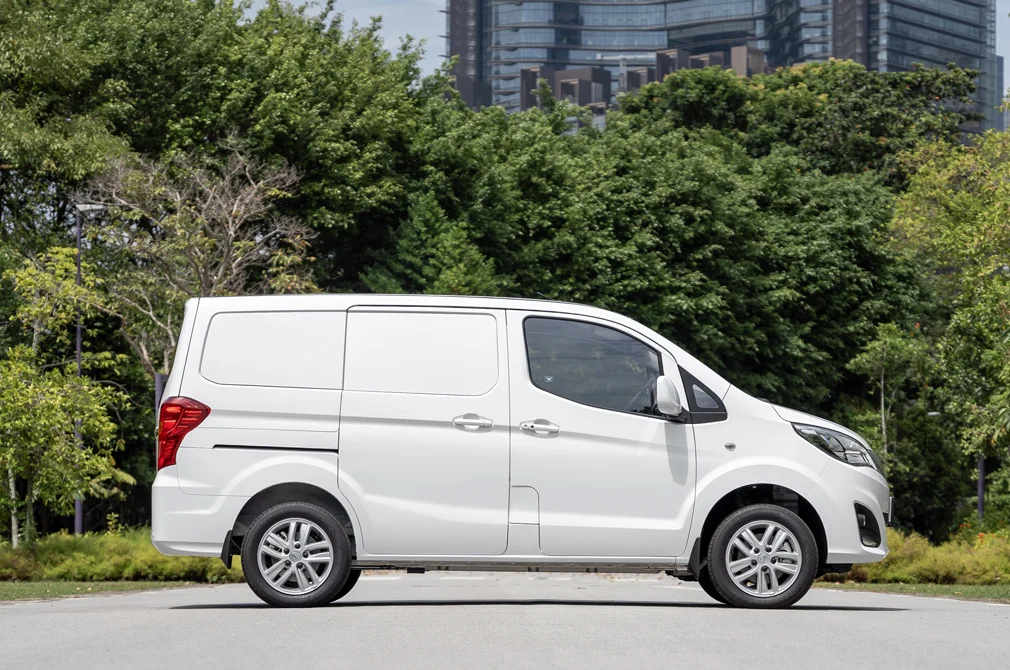 BYD T3 Electric Van view 6